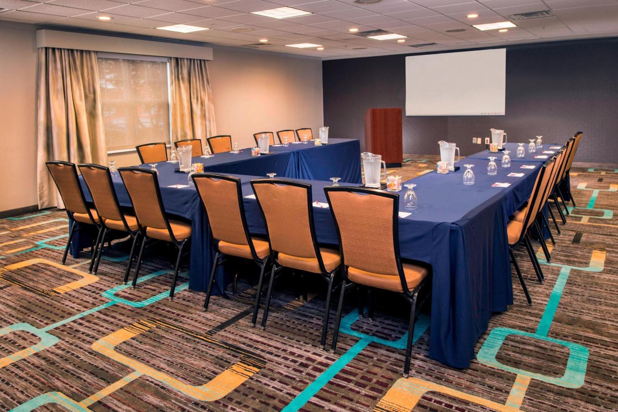 Residence Inn Frederick Luaran gambar