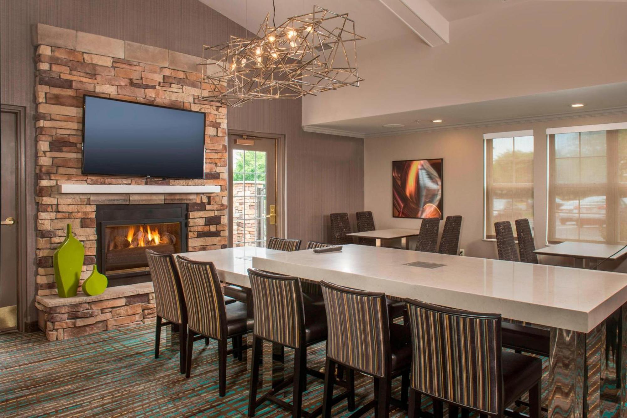 Residence Inn Frederick Luaran gambar