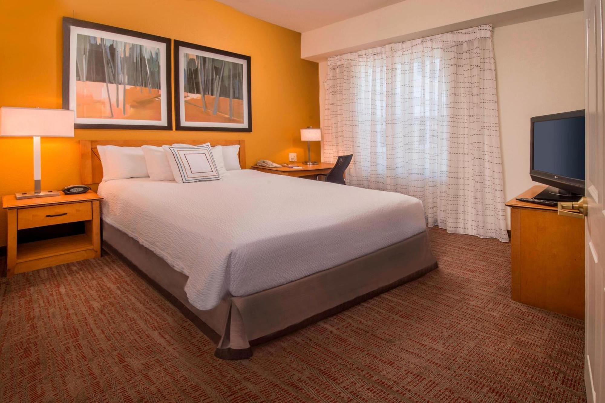 Residence Inn Frederick Luaran gambar