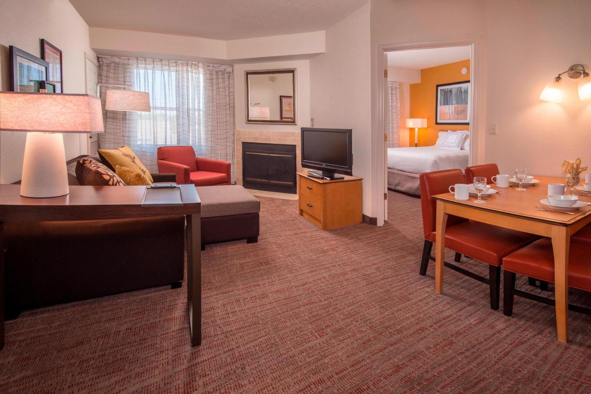 Residence Inn Frederick Luaran gambar