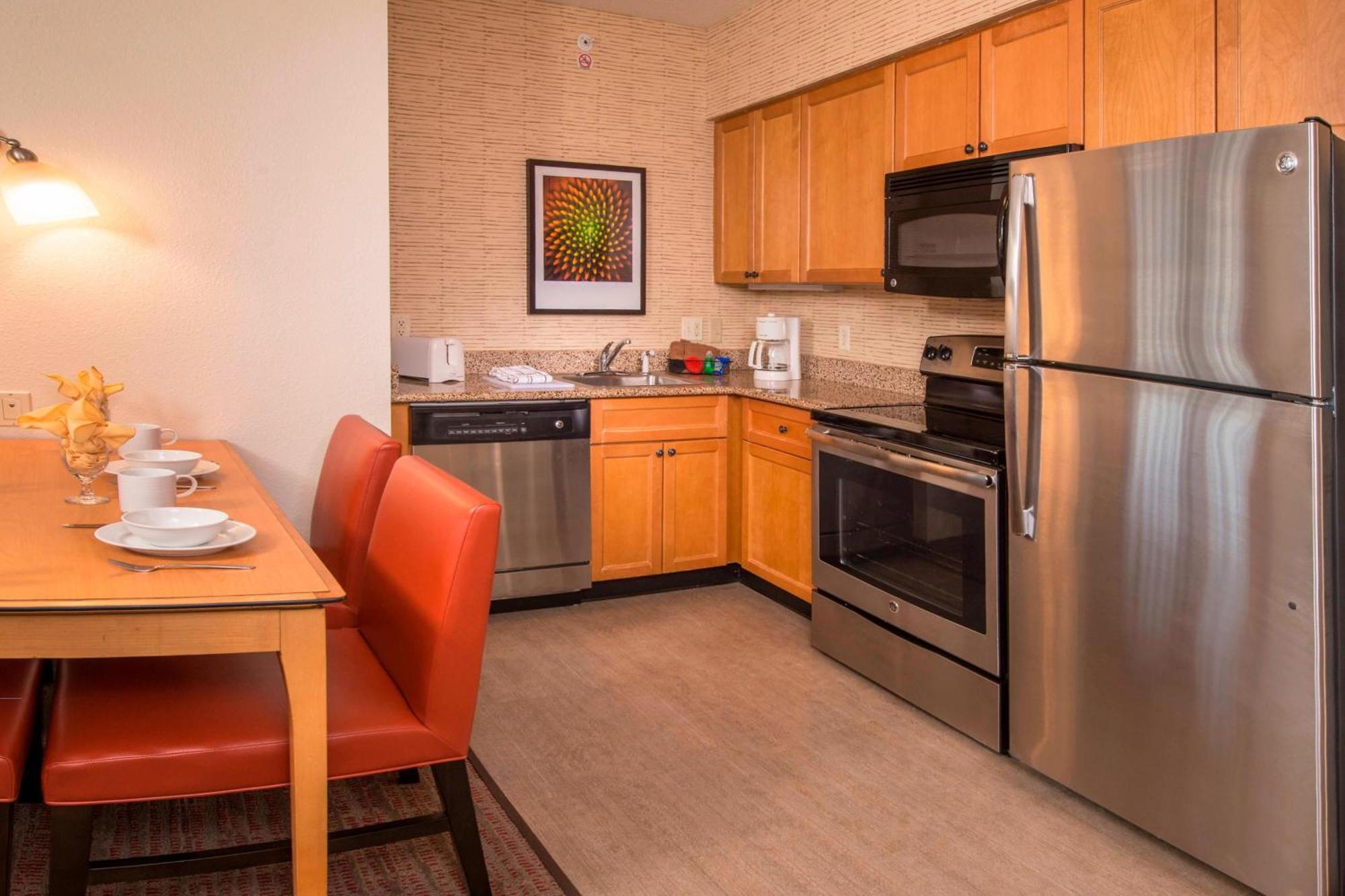 Residence Inn Frederick Luaran gambar