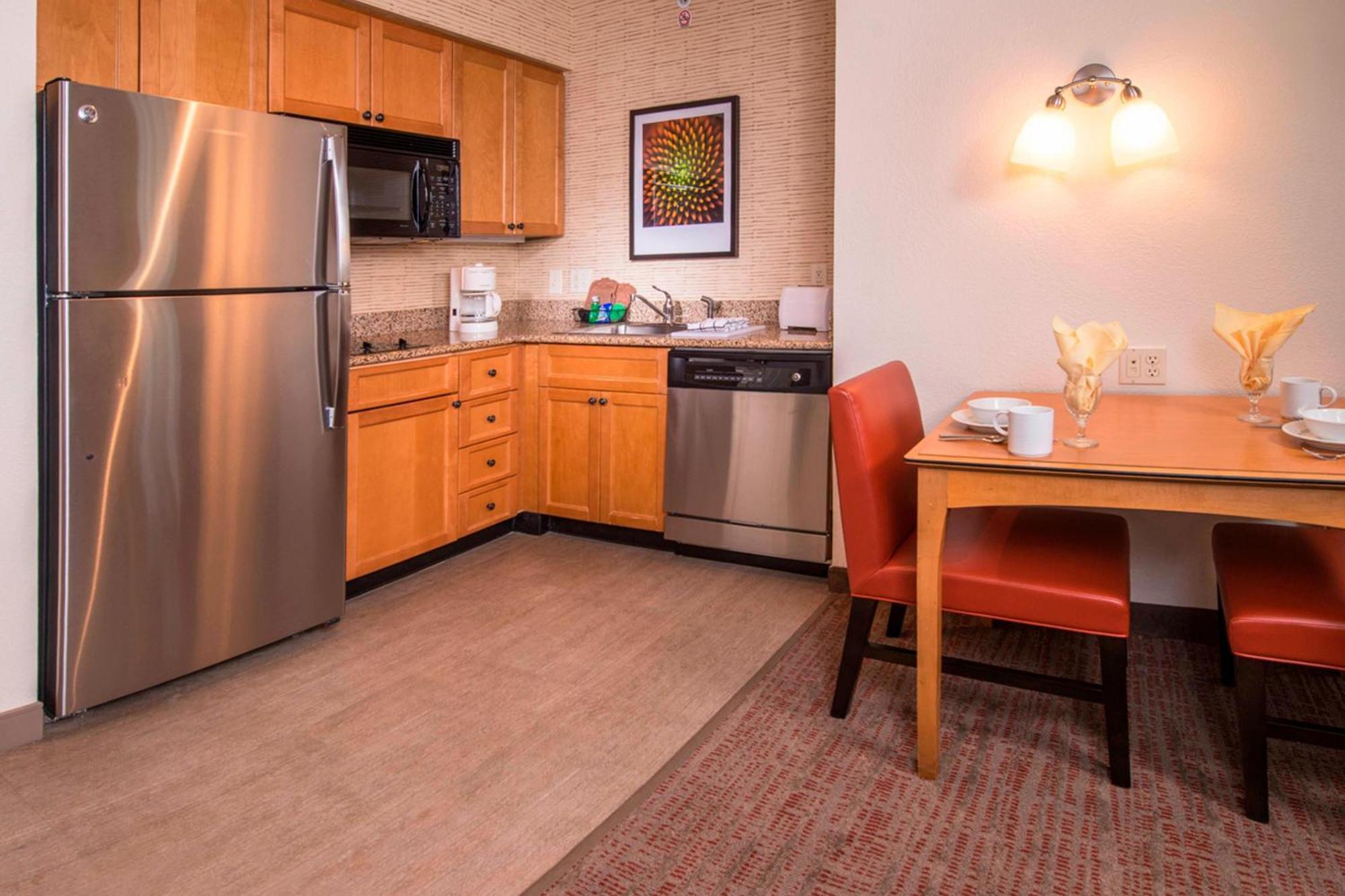 Residence Inn Frederick Luaran gambar